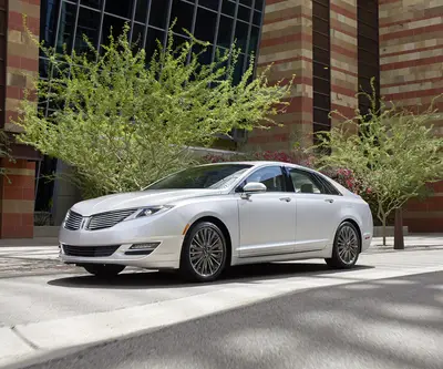 2015 Lincoln MKZ Hybrid Review (select to view enlarged photo)