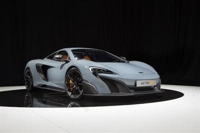 mclren 675LT (select to view enlarged photo)