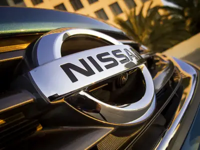 nissan  (select to view enlarged photo)