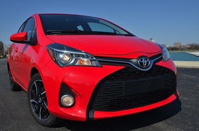 2015 Toyota Yaris (select to view enlarged photo)