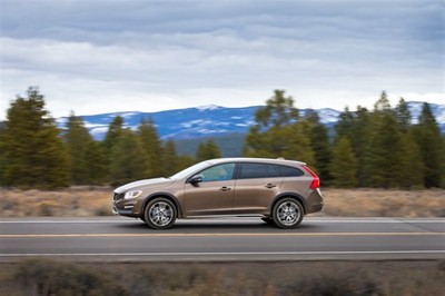 volvo v60 (select to view enlarged photo)