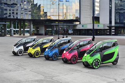 toyota i-road (select to view enlarged photo)