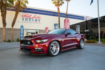 ford gt Shelby Super Snake  (select to view enlarged photo)