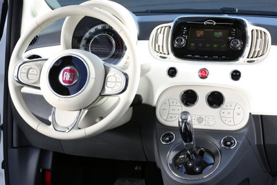 fiat 500 interior (select to view enlarged photo)