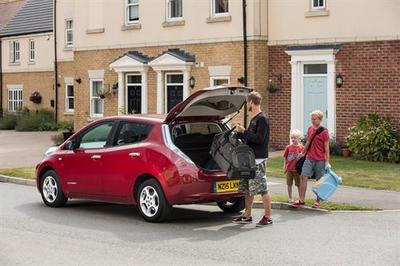 nissan leaf (select to view enlarged photo)