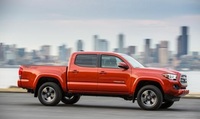 2016 Toyota Tacoma (select to view enlarged photo)