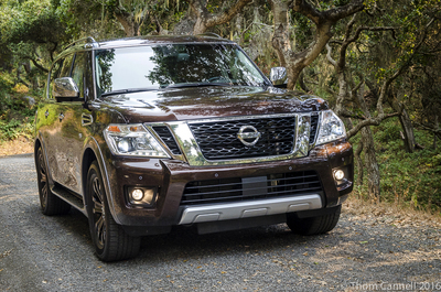 2017 Nissan Armada  (select to view enlarged photo)