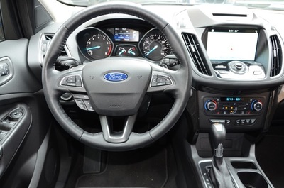2017 Ford Escape Review  (select to view enlarged photo)