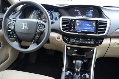 2017 Honda Accord Hybrid Review (select to view enlarged photo)