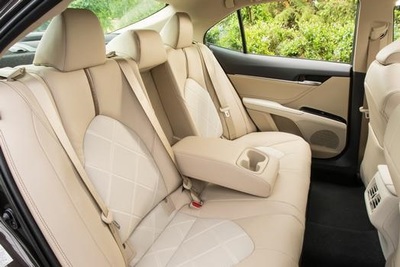 2018 Toyota Camry (select to view enlarged photo)