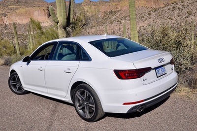 2018 Audi A4 2.0 TFSI S Tronic quattro AWD  (select to view enlarged photo)