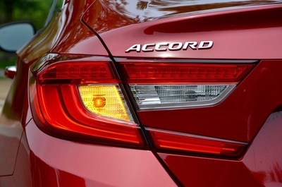 2018 Honda Accord Review (select to view enlarged photo)