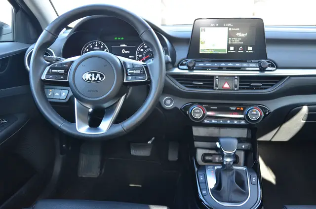 2019 Kia Forte Review by Larry Nutson - It's E15 Approved