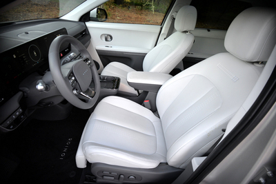 PHOTO (select to view enlarged photo)