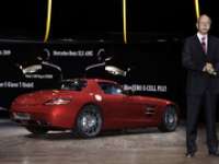 Mercedes-Benz Dazzles Frankfurt Motor Show with Stunning Presentation - COMPLETE VIDEO