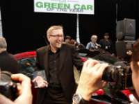 Chevrolet Volt Named 2011 Green Car of the Year at LA Auto Show - COMPLETE VIDEO