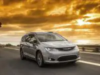 All-new Chrysler Pacifica Only Minivan Named IIHS Top Safety Pick+ for 2017