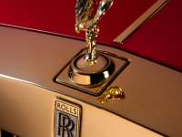 Two Gold Infused Phantoms Join Rolls-Royce Collection Destined For The 13 Hotel, Macau +VIDEO