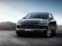 NEW FOR 2017 - Porsche Expands Platinum Edition To Include Two Cayenne S Models