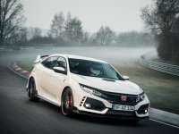 2017 Honda Civic Type R Claims Title as World's Fastest Front-Wheel-Drive Production Car with Record Nürburgring Lap Time