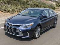 2017 Toyota Avalon Review by Steve Purdy +VIDEO