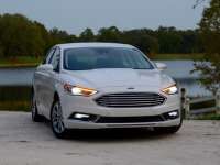 2017 Ford Fusion Energi 610 MiIe Range - Larry Nutson Review