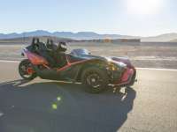 Polaris Slingshot and Xtreme Xperience Partner to Bring the Ultimate Joyride to Racetracks across the U.S.
