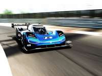 Watch the Volkswagen ID.R drive the fastest all-electric lap around the Nurburgring