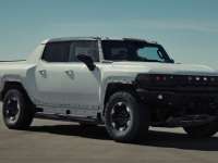 GMC HUMMER EV Pickup Celebrates Independence Day with ‘Watts to Freedom’