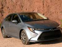 2022 Toyota Corolla Hybrid LE – Review by David Colman +VIDEO