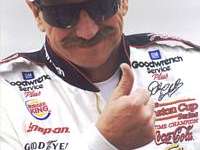 NASCAR WCUP: Dale Earnhardt dies from injuries at Daytona 500