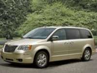 2010 Chicago Auto Show: Chrysler Town & Country and Dodge Journey Earn Pet Safe Choice Awards