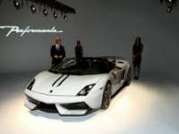 Lamborghini Gallardo LP 570-4 Spyder Performante Makes Worldwide Debut at Event in Los Angeles