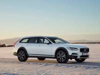 2017 Chicago Auto Show : Volvo Shows V90 Cross Country Wagon and Ultraluxurious XC90 Excellence Plugin Hybrid