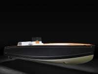 Hinckley Unveils Dasher, the World's First Fully Electric Luxury Yacht