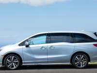 The Midwest Automotive Media Association Names Honda Odyssey the 2018 Family Vehicle of the Year