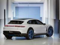 2018 Geneva Motor Show: World premiere of the Porsche Mission E Cross Turismo Concept