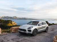 Porsche Macan S Debuts with New V6 Turbo Engine, Optimized Chassis, and More Comfort