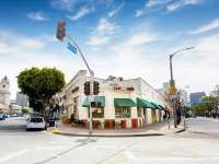 A Bittersweet Farewell: Stan's Donuts Closes After 55 Years of Business in LA's Westwood Village A Bittersweet Farewell: Stan's Donuts Closes After 55 Years of Business in LA's Westwood Village
