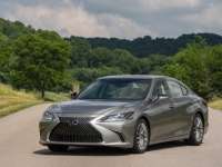 2020 Lexus ES 300h Hybrid Review by Mark Fulmer 2020 Lexus ES 300h Hybrid Review by Mark Fulmer