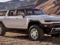 2024 GMC HUMMER EV SUV Offers New Tactical Tech +VIDEO 2024 GMC HUMMER EV SUV Offers New Tactical Tech +VIDEO