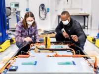 Ford Plans To Develop And Produce Own EV Batteries In House Ford Plans To Develop And Produce Own EV Batteries In House