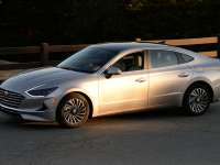 2021 Hyundai Sonata Hybrid Limited - Review by David Colman +VIDEO 2021 Hyundai Sonata Hybrid Limited - Review by David Colman +VIDEO