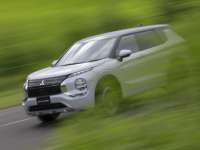 Mitsubishi News: All-New Outlander PHEV Model Preview