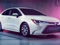 2022 Toyota Corolla Hybrid - Review by Mark Fulmer +VIDEO