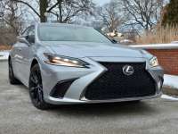 2022 Lexus ES 250 AWD Review By Larry Nutson