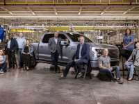Production Begins for Ford F-150 Lightning Trucks