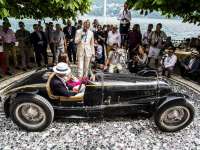 Bugatti wins several times at Concorso d'Eleganza with the "Best of Show" award, the "Fiva Trophy" and the "Design award"