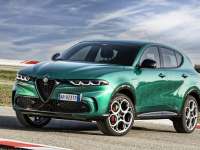Alfa Romeo Tonale Named 2024 Hybrid Green SUV of the Year
