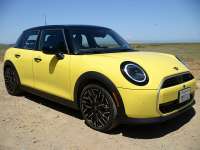 2025 MINI Cooper S Hardtop 4 Door – Review by David Colman 2025 MINI Cooper S Hardtop 4 Door – Review by David Colman
